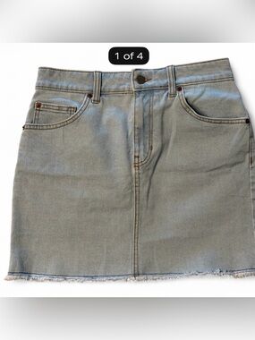 Roxy Light Wash Denim Mini Skirt Size S